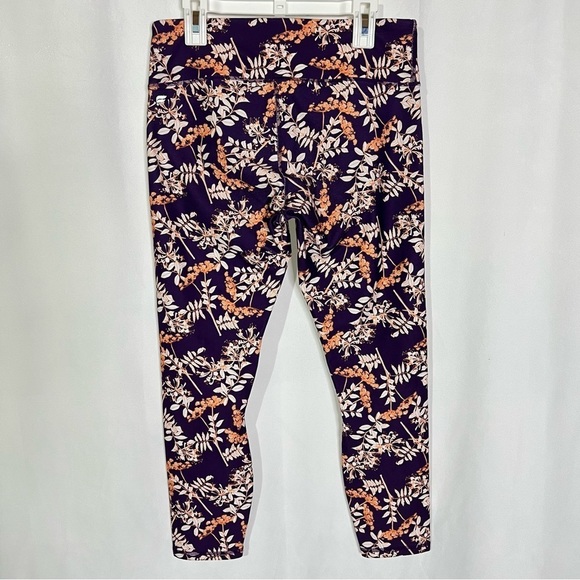 Fabletics Powerhold Mid-Rise Capri Leggings Size Small - Picture 7 of 9